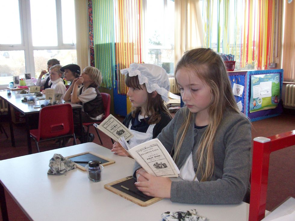  Victorian Schoolday